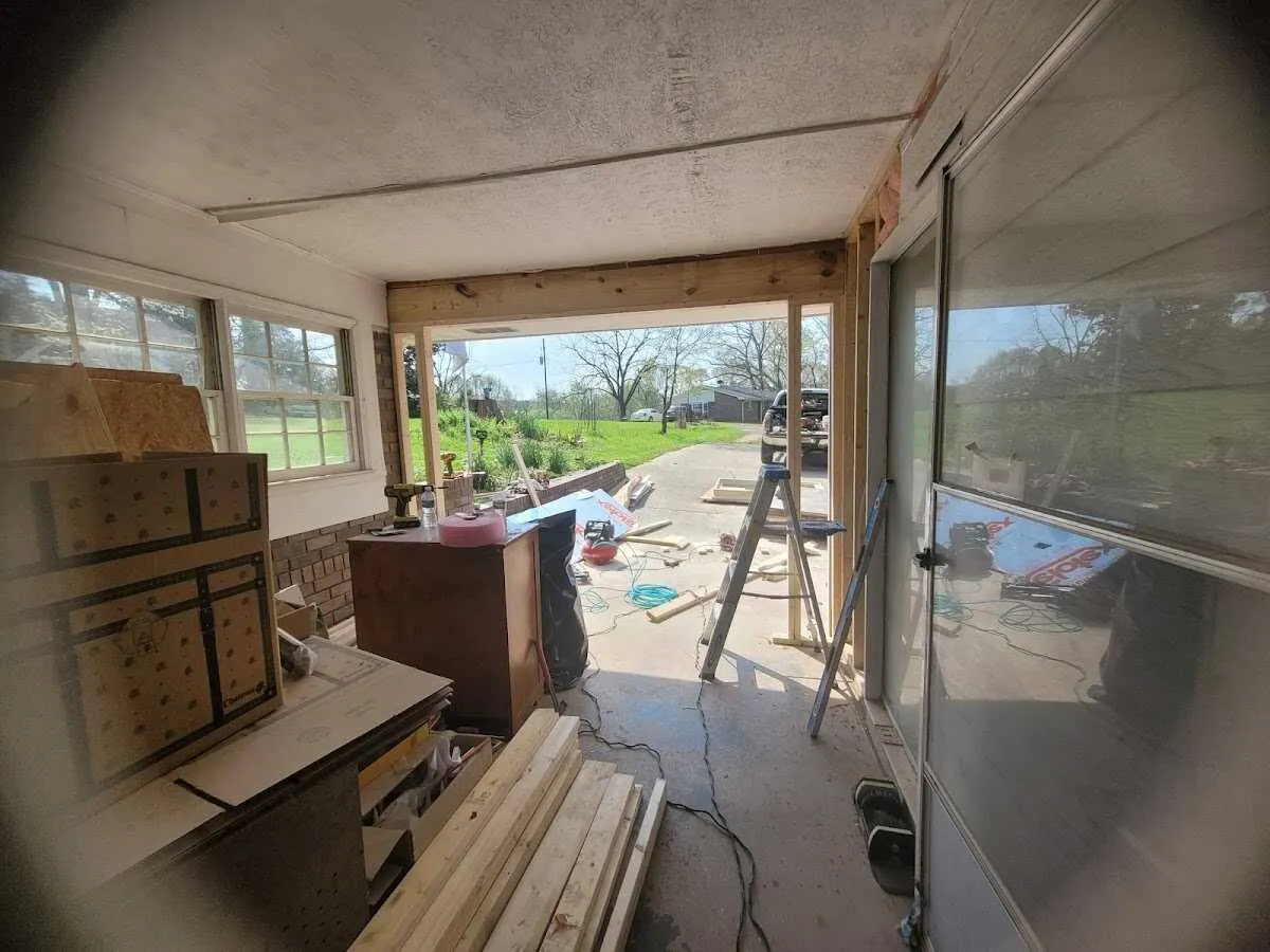 Air movers and dehumidifier for Drying & Dehumidification in Springboro